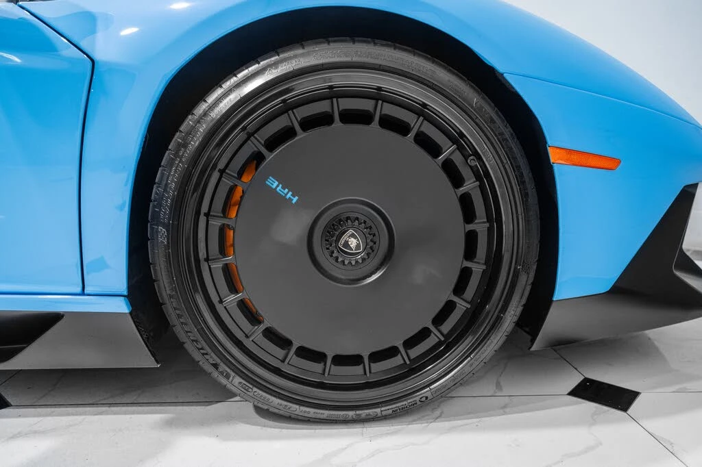 2017 Lamborghini Aventador SuperVeloce LP750-4 - Image 18 of 31