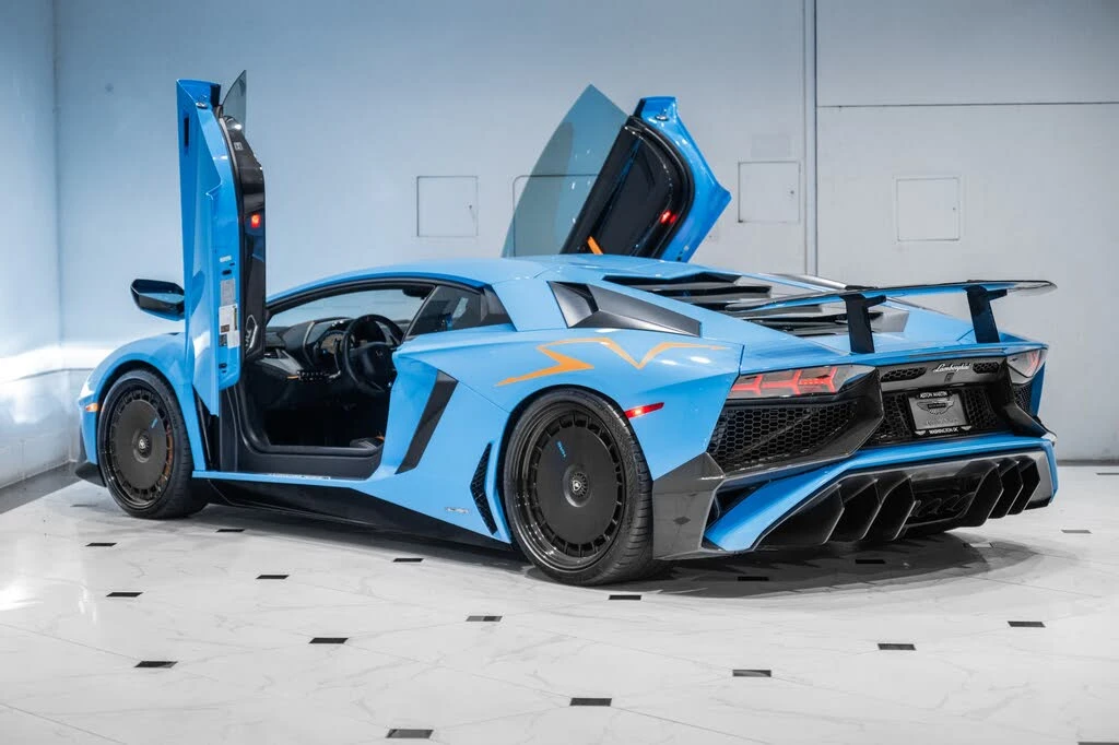 2017 Lamborghini Aventador SuperVeloce LP750-4 - Image 23 of 31