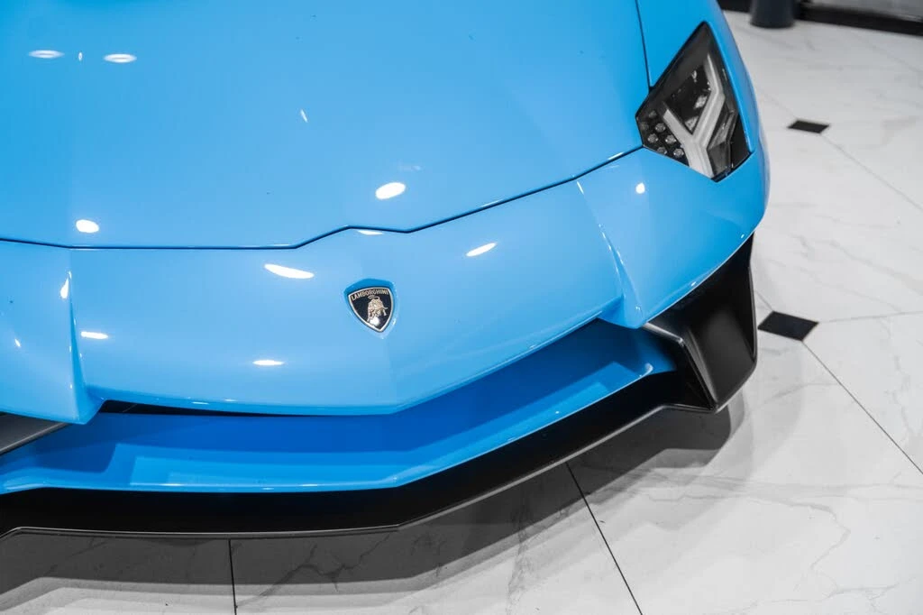2017 Lamborghini Aventador SuperVeloce LP750-4 - Image 10 of 31
