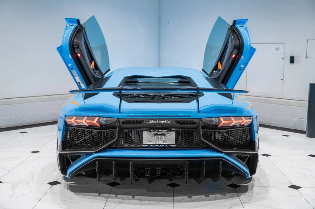 2017 Lamborghini Aventador SuperVeloce LP750-4 - Image 24 of 31