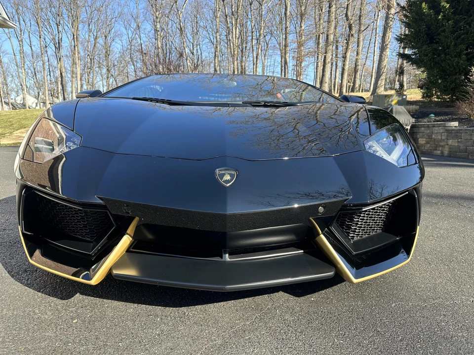 2017 Lamborghini Aventador LP700-4 - Image 17 of 31