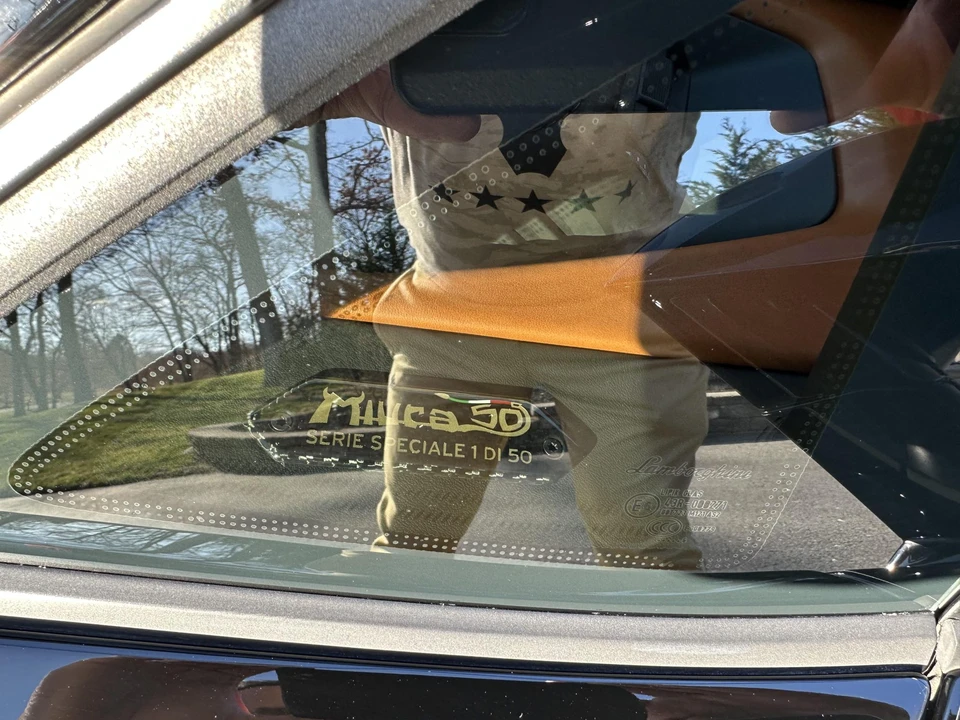 2017 Lamborghini Aventador LP700-4 - Image 26 of 31