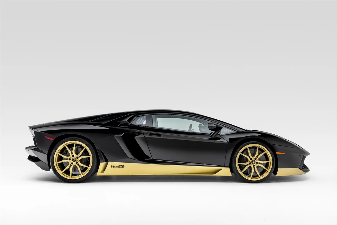 2017 Lamborghini Aventador LP700-4 - Image 28 of 31