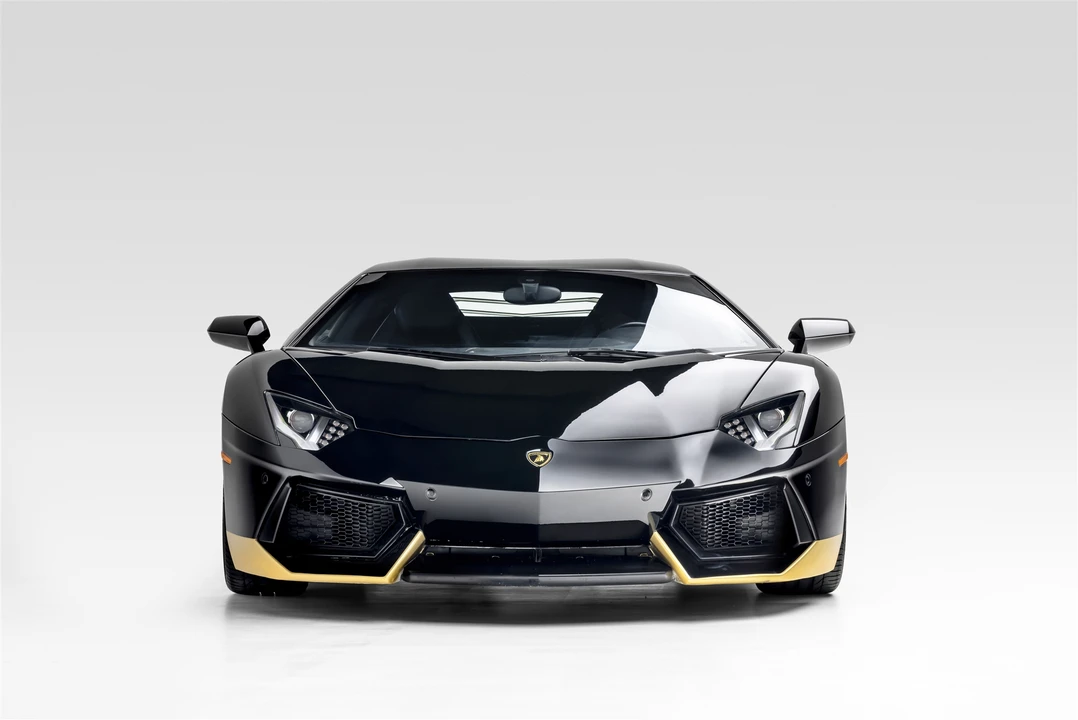 2017 Lamborghini Aventador LP700-4 - Image 29 of 31