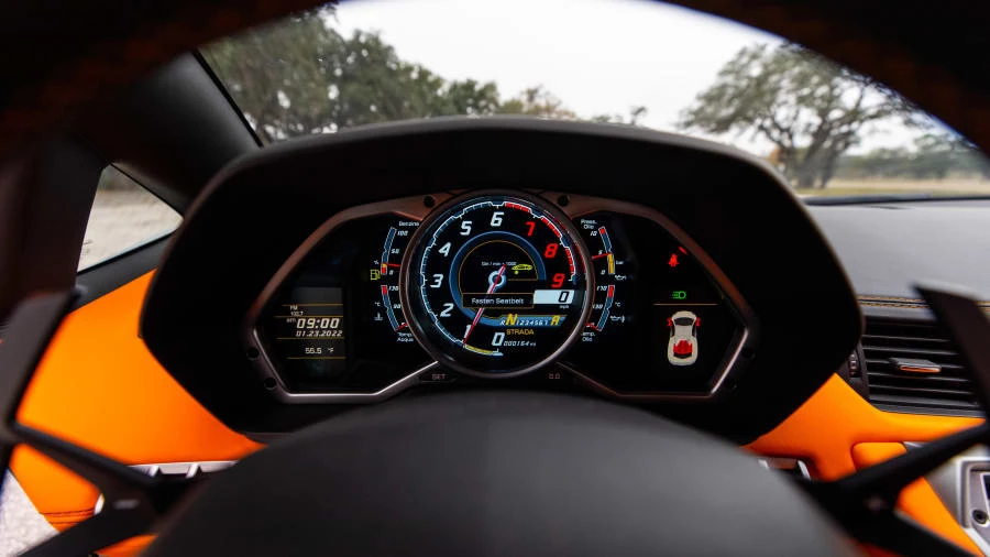 2017 Lamborghini Aventador LP700-4 - Image 11 of 31