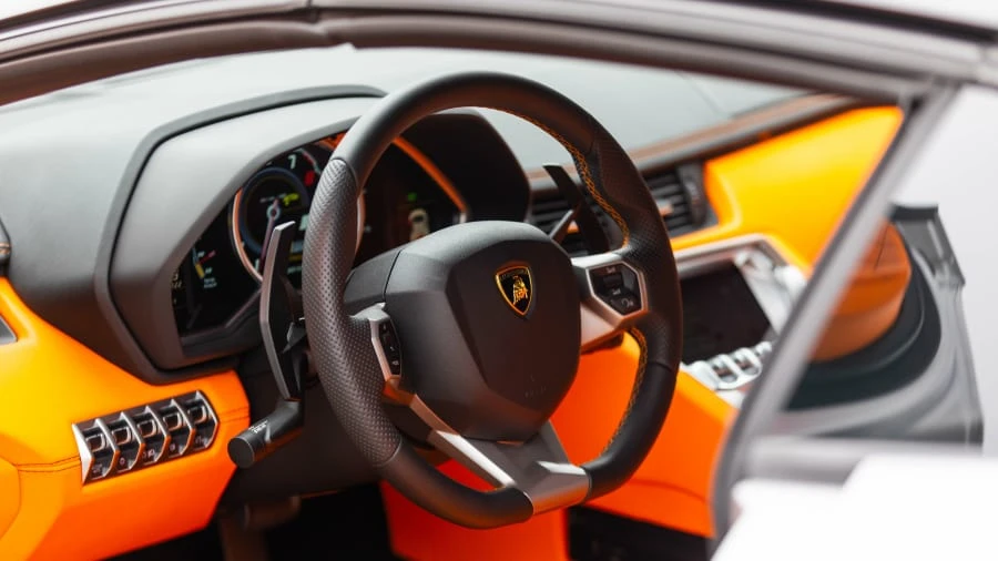 2017 Lamborghini Aventador LP700-4 - Image 22 of 31