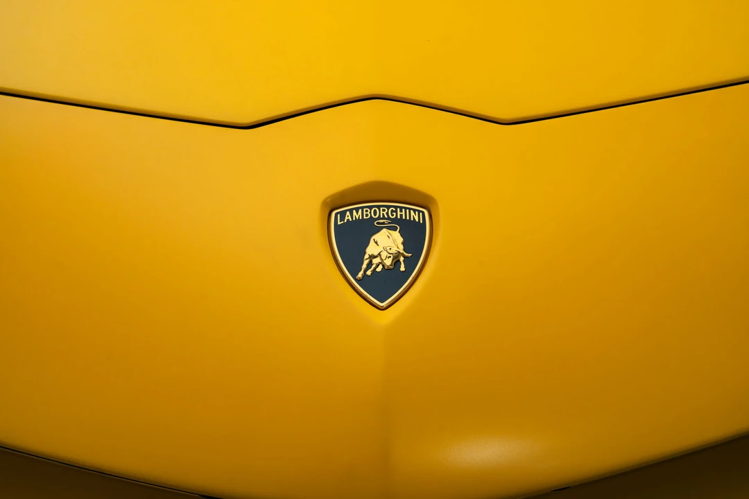 2017 Lamborghini Aventador S LP740-4 - Image 30 of 31