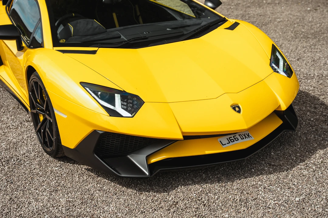 2017 Lamborghini Aventador SuperVeloce LP750-4 - Image 19 of 31