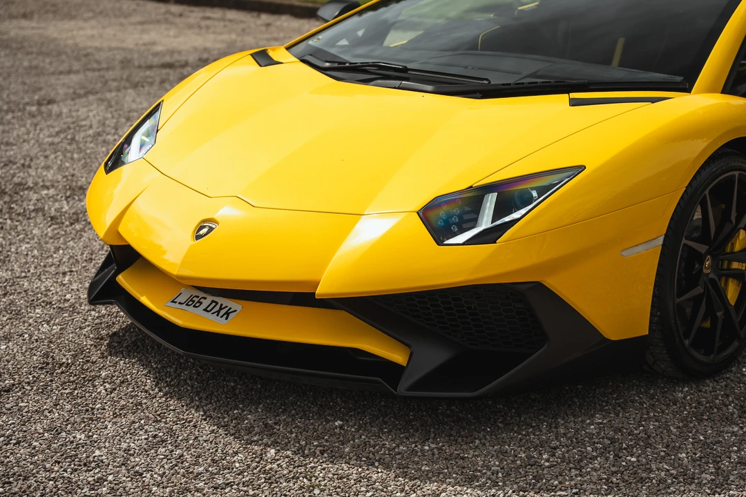 2017 Lamborghini Aventador SuperVeloce LP750-4 - Image 20 of 31
