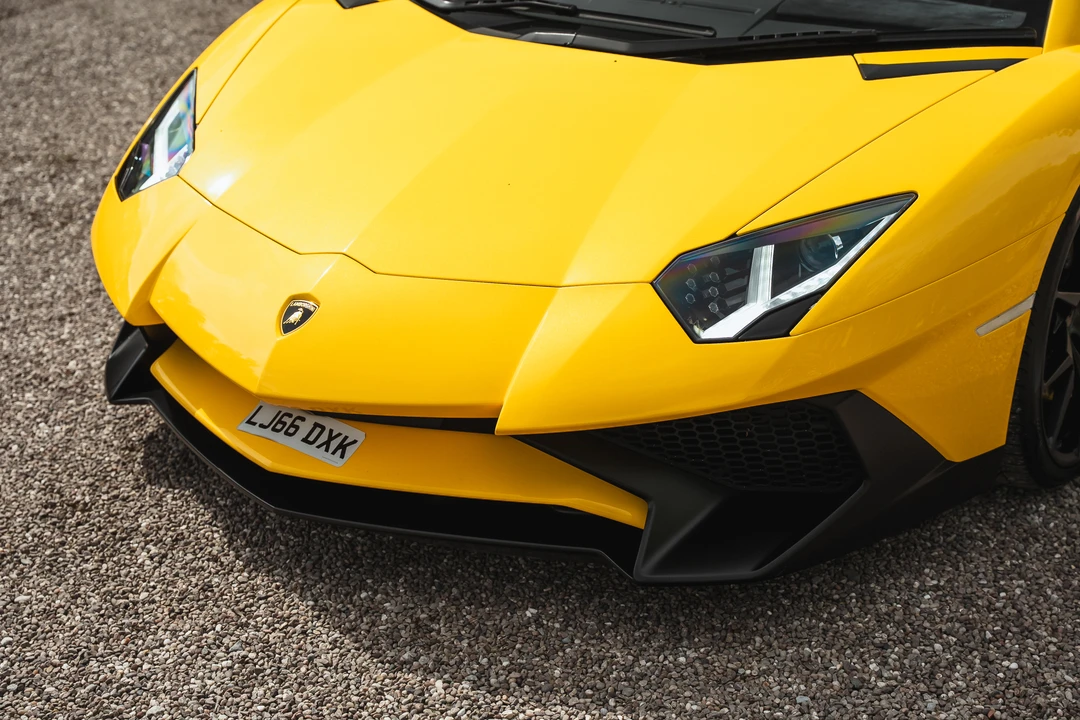2017 Lamborghini Aventador SuperVeloce LP750-4 - Image 21 of 31