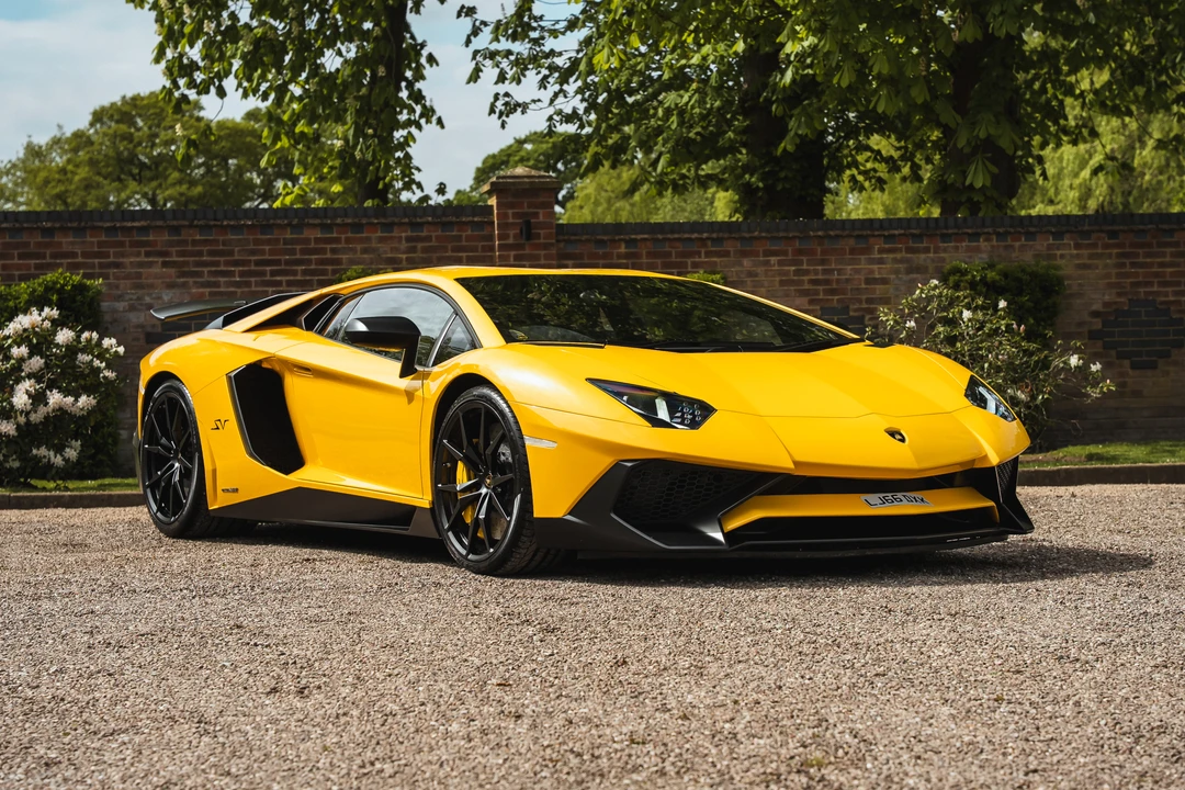 2017 Lamborghini Aventador SuperVeloce LP750-4 - Image 9 of 31