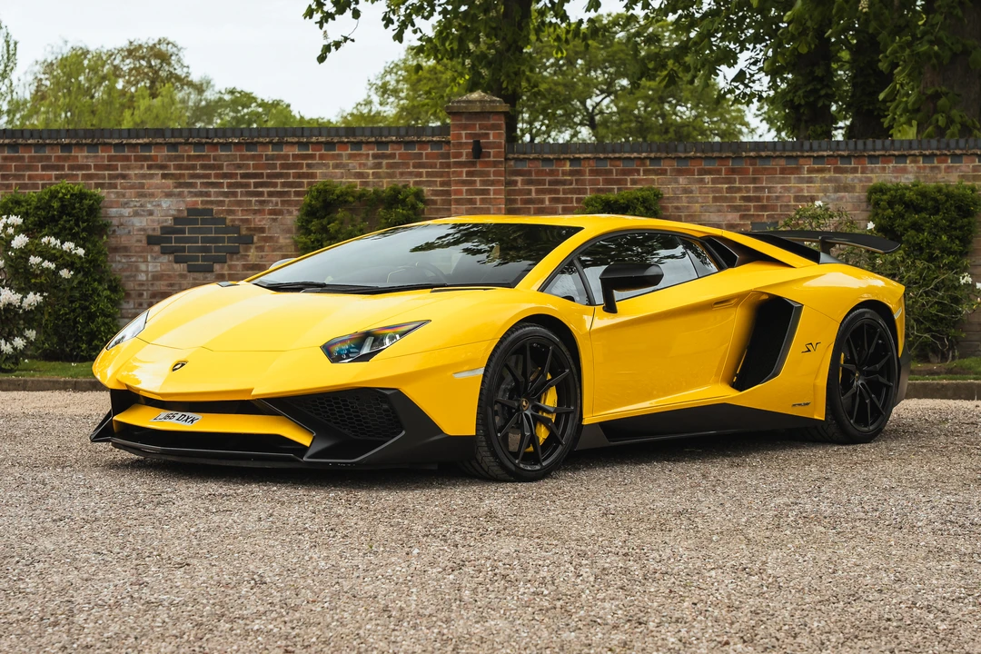 2017 Lamborghini Aventador SuperVeloce LP750-4 - Image 11 of 31