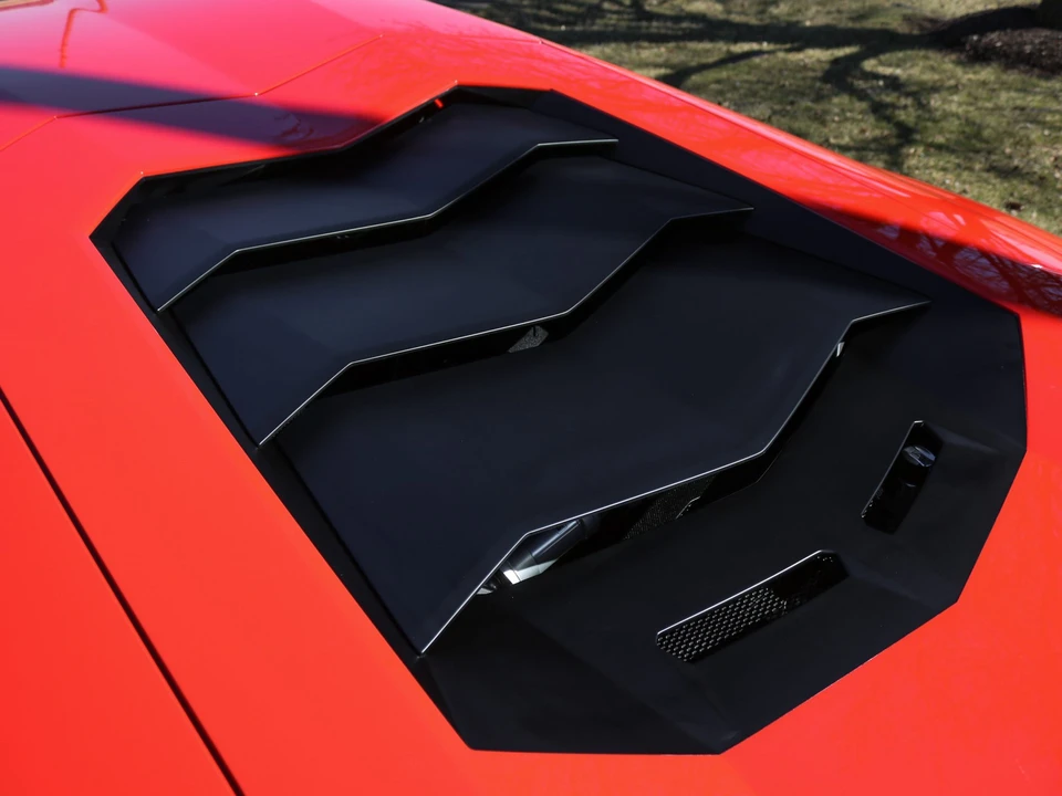 2017 Lamborghini Aventador LP700-4 - Image 15 of 31