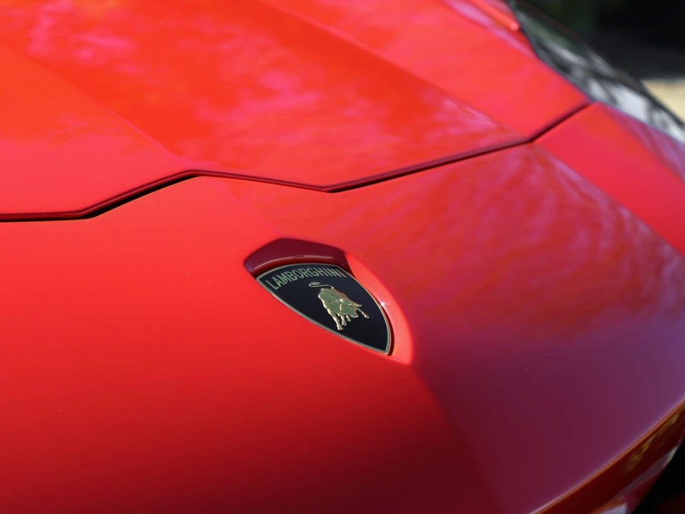 2017 Lamborghini Aventador LP700-4 - Image 22 of 31
