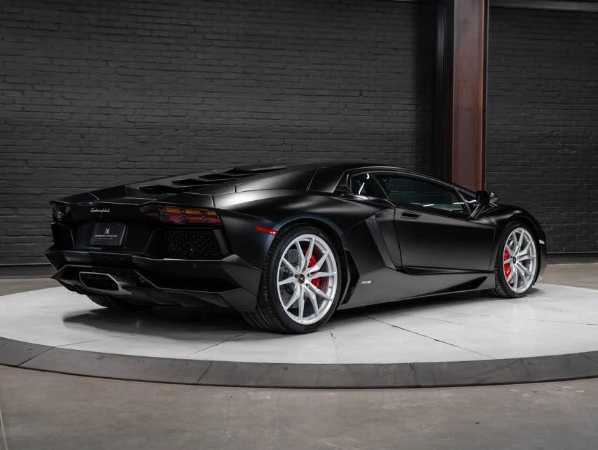 2017 Lamborghini Aventador S LP740-4 - Image 3 of 5