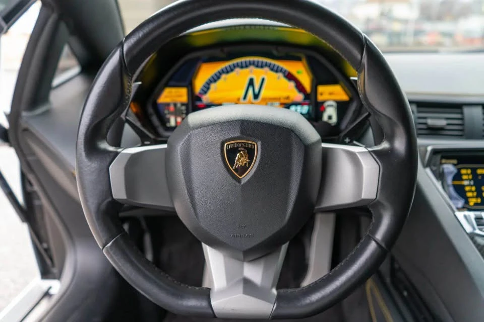 2017 Lamborghini Aventador S LP740-4 - Image 13 of 20