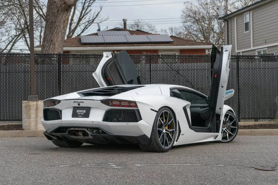 2017 Lamborghini Aventador S LP740-4 - Image 8 of 20