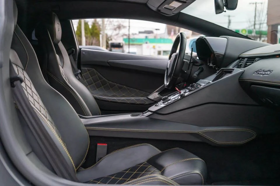 2017 Lamborghini Aventador S LP740-4 - Image 17 of 20