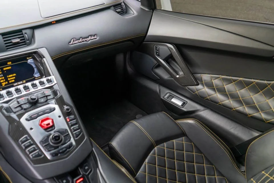 2017 Lamborghini Aventador S LP740-4 - Image 16 of 20