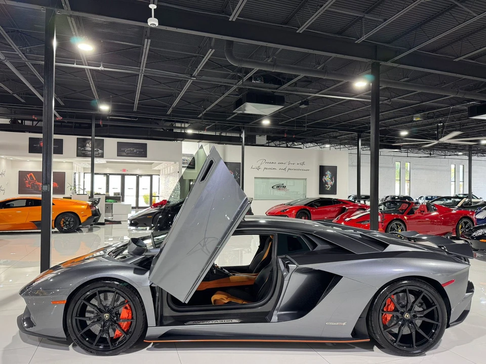 2017 Lamborghini Aventador S LP740-4 - Image 12 of 12