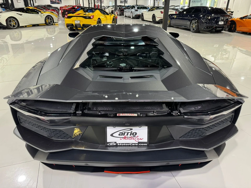 2017 Lamborghini Aventador S LP740-4 - Image 6 of 12