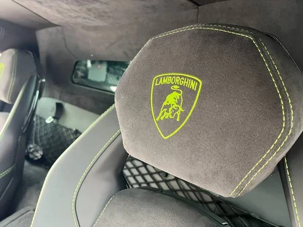 2017 Lamborghini Aventador S LP740-4 - Image 8 of 21