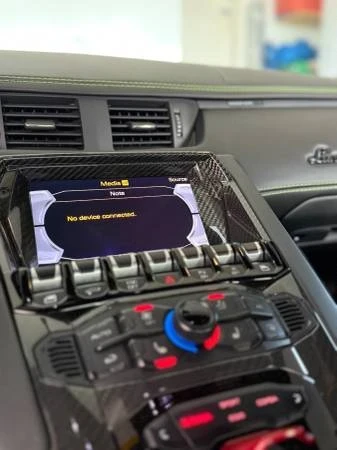 2017 Lamborghini Aventador S LP740-4 - Image 20 of 21