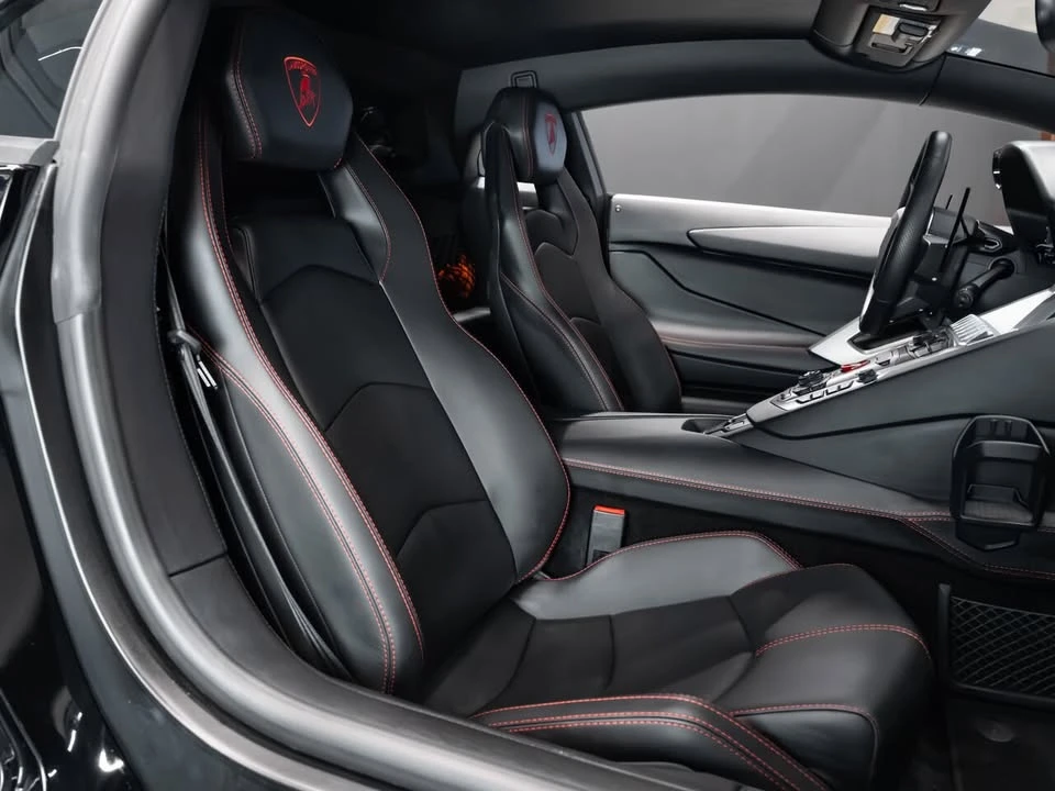 2017 Lamborghini Aventador S LP740-4 - Image 4 of 8