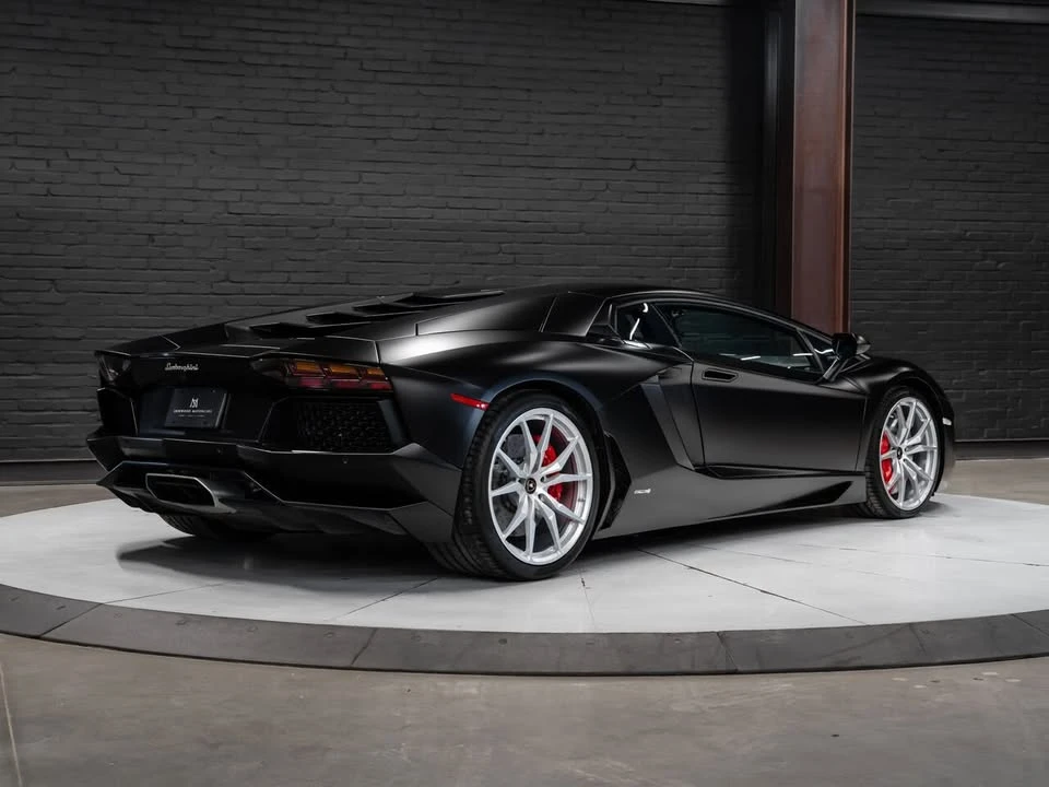 2017 Lamborghini Aventador S LP740-4 - Image 7 of 8