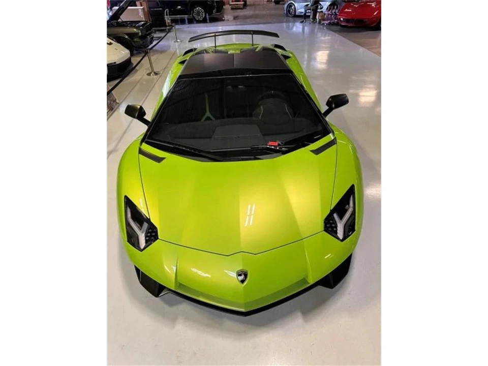 2017 Lamborghini Aventador S LP740-4 - Image 8 of 15