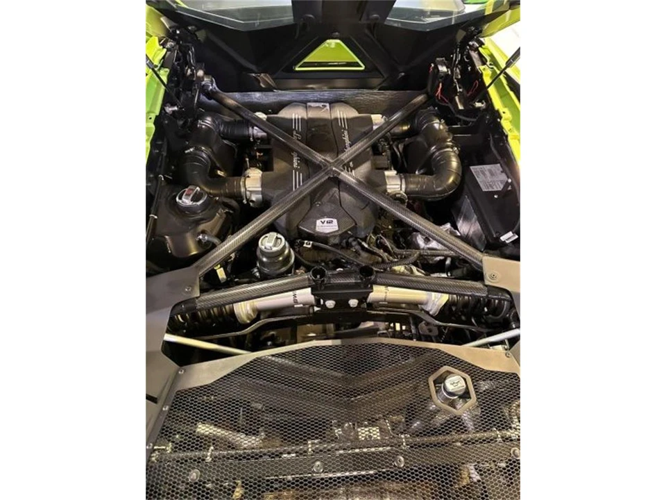 2017 Lamborghini Aventador S LP740-4 - Image 13 of 15