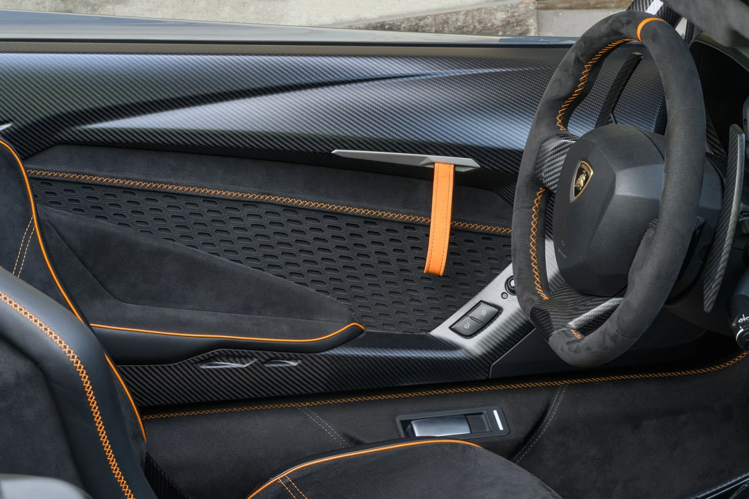 2017 Lamborghini Centenario - Image 22 of 31