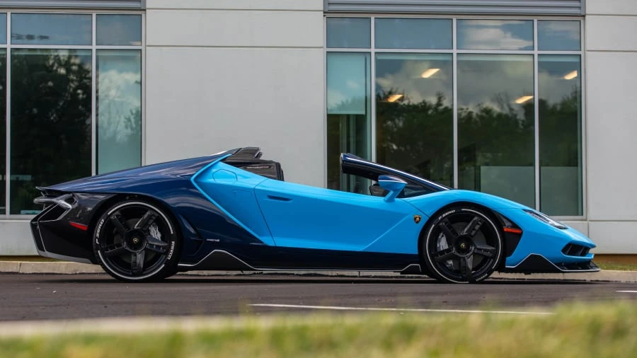 2017 Lamborghini Centenario - Image 8 of 24