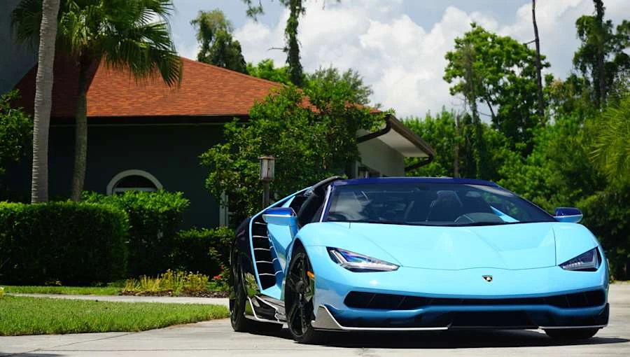 2017 Lamborghini Centenario - Image 19 of 31