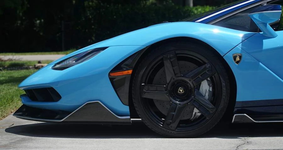 2017 Lamborghini Centenario - Image 11 of 31