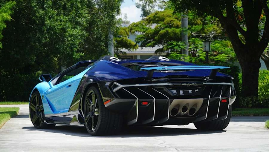 2017 Lamborghini Centenario - Image 9 of 31