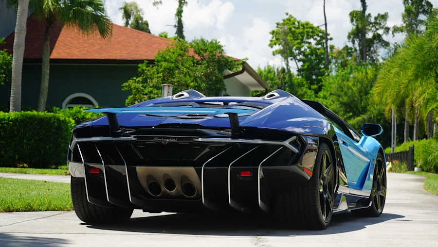 2017 Lamborghini Centenario - Image 17 of 31