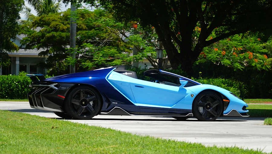 2017 Lamborghini Centenario - Image 29 of 31