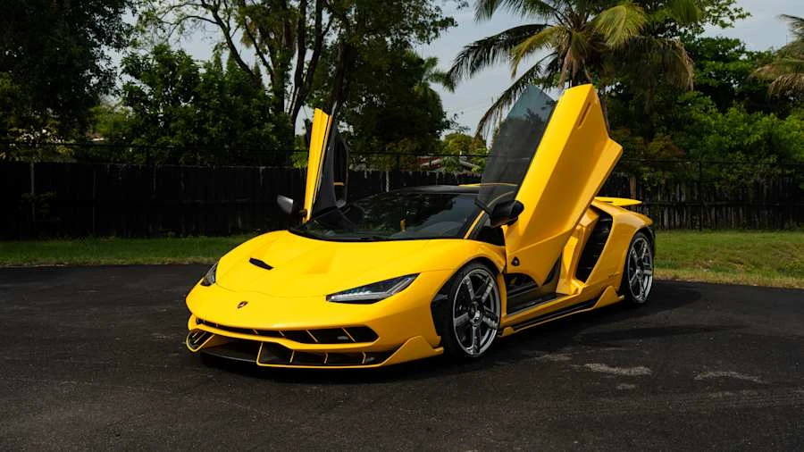 2017 Lamborghini Centenario - Image 7 of 15