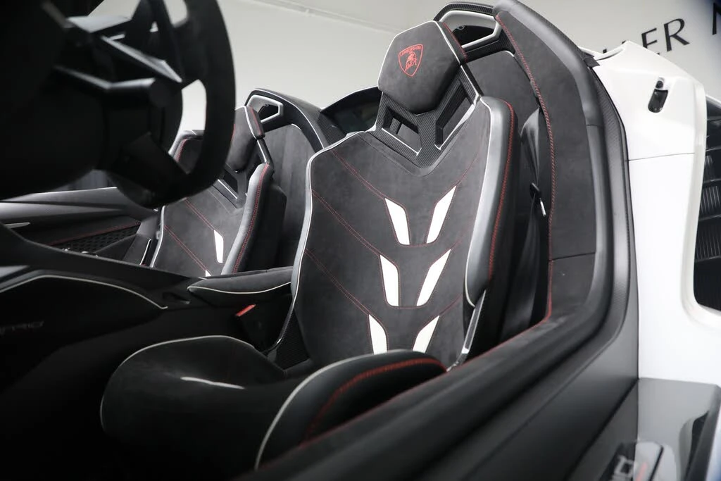 2017 Lamborghini Centenario - Image 12 of 31