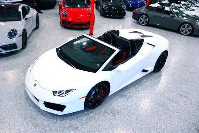 2017 Lamborghini Huracan LP580-2 - Image 7 of 12