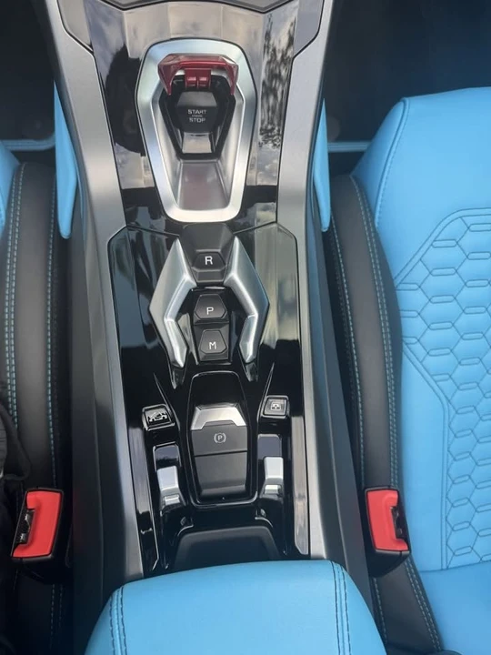 2017 Lamborghini Huracan - Image 15 of 20