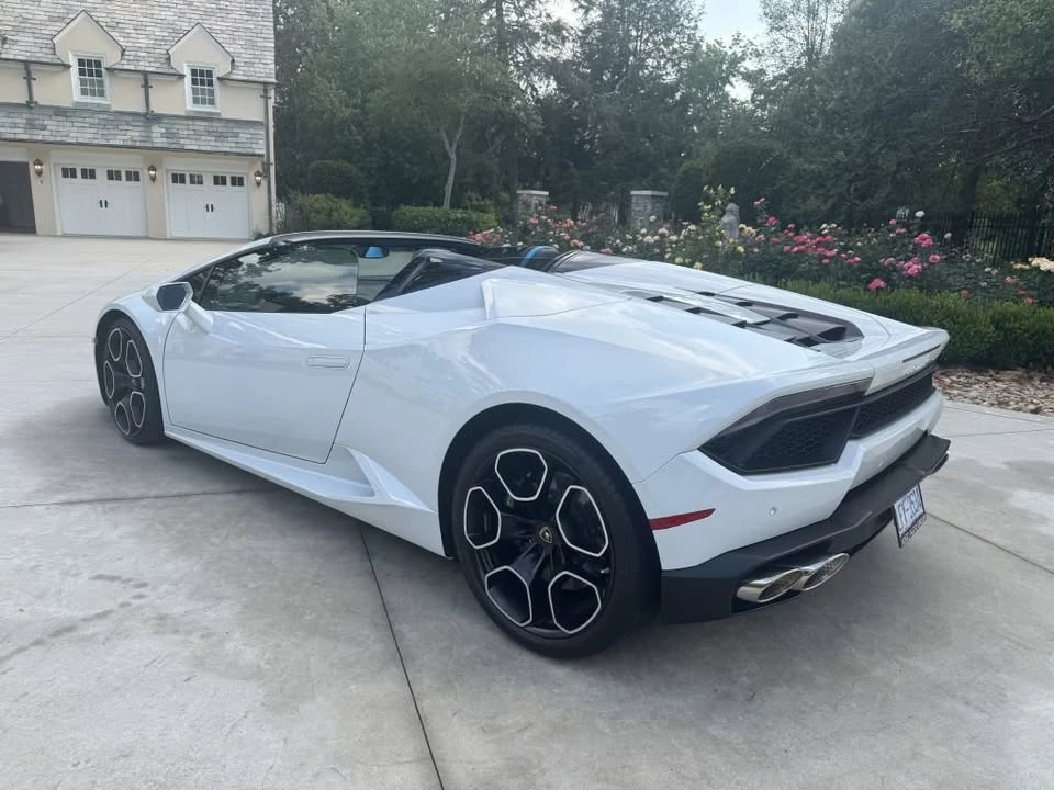 2017 Lamborghini Huracan - Image 3 of 20