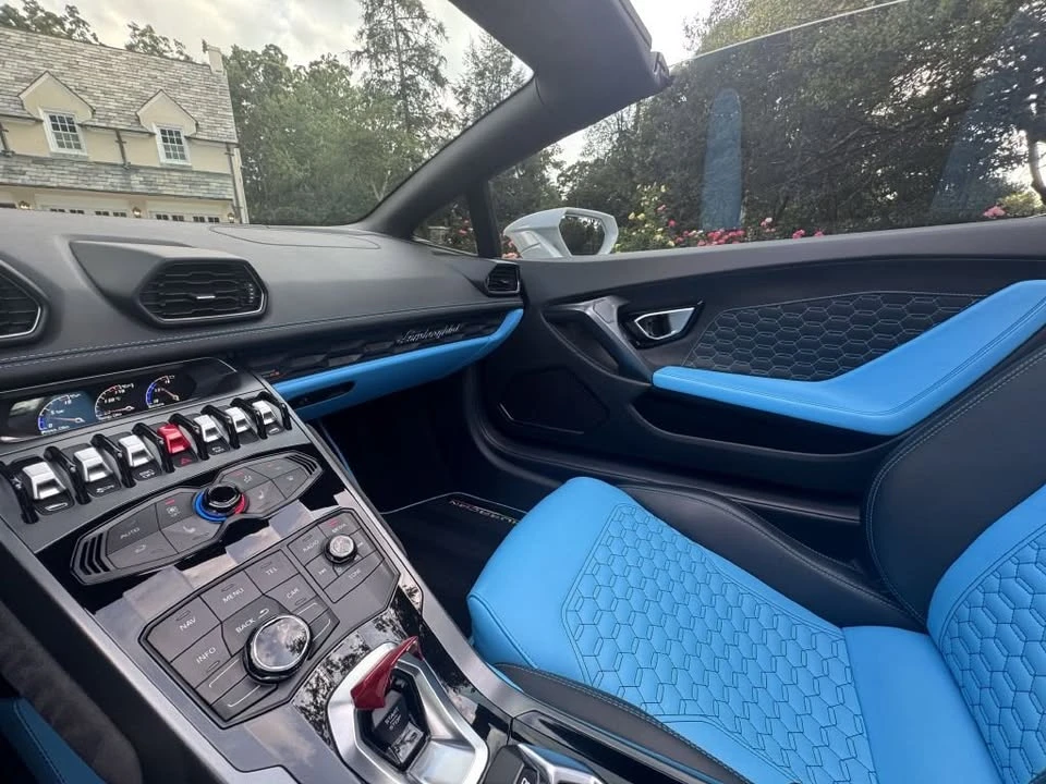 2017 Lamborghini Huracan - Image 18 of 20