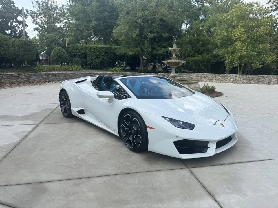 2017 Lamborghini Huracan - Image 7 of 20