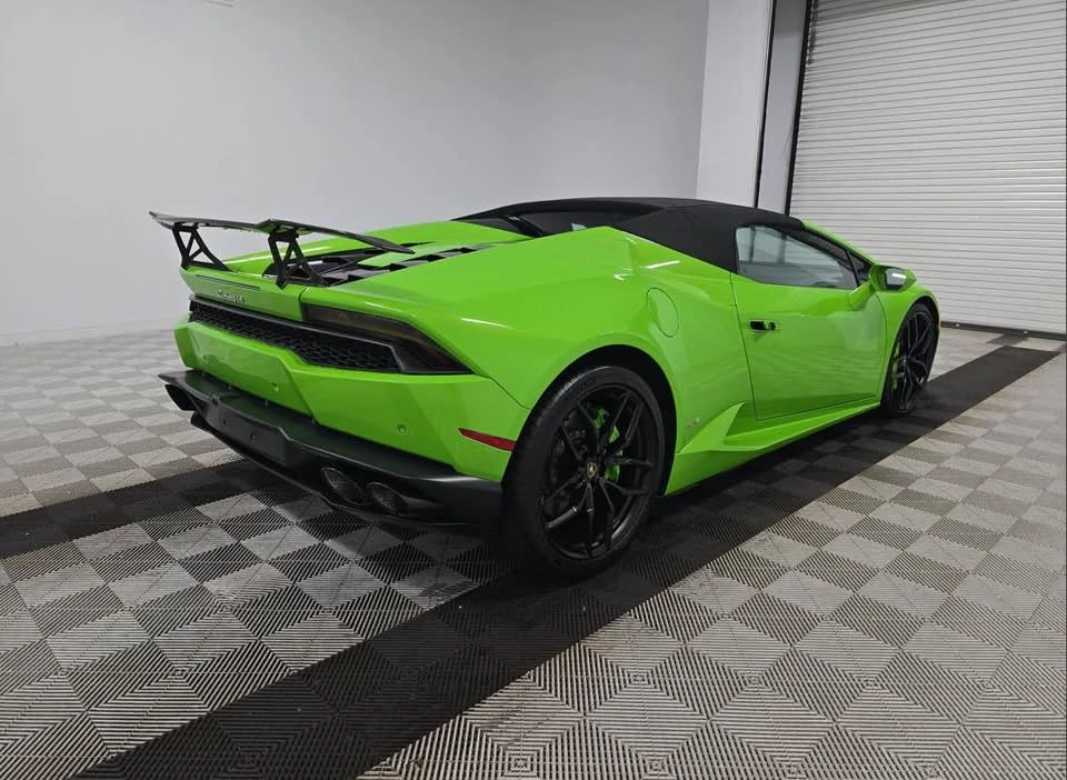 2017 Lamborghini Huracan - Image 5 of 11
