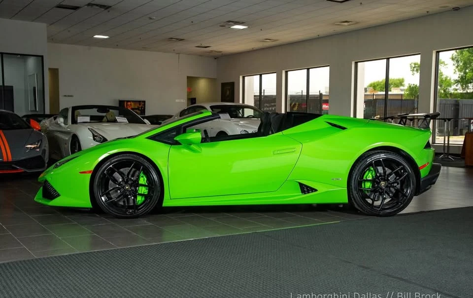 2017 Lamborghini Huracan - Image 2 of 11