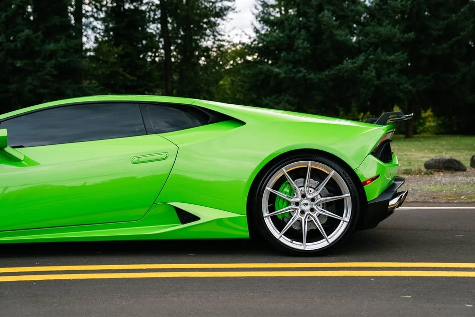 2017 Lamborghini Huracan - Image 3 of 16