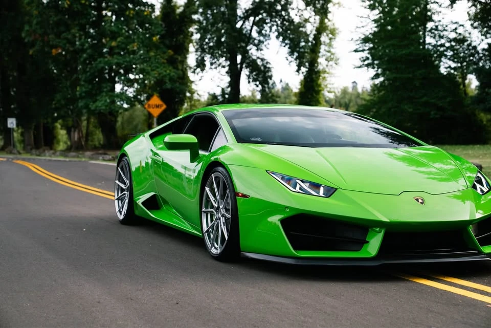 2017 Lamborghini Huracan - Image 8 of 16