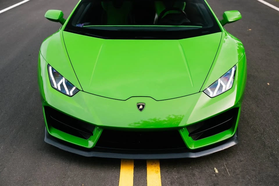 2017 Lamborghini Huracan - Image 9 of 16